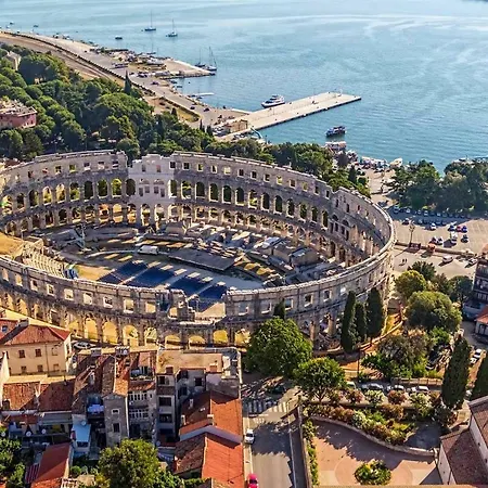 Apartman Andrea & Astrid Apartment Pula